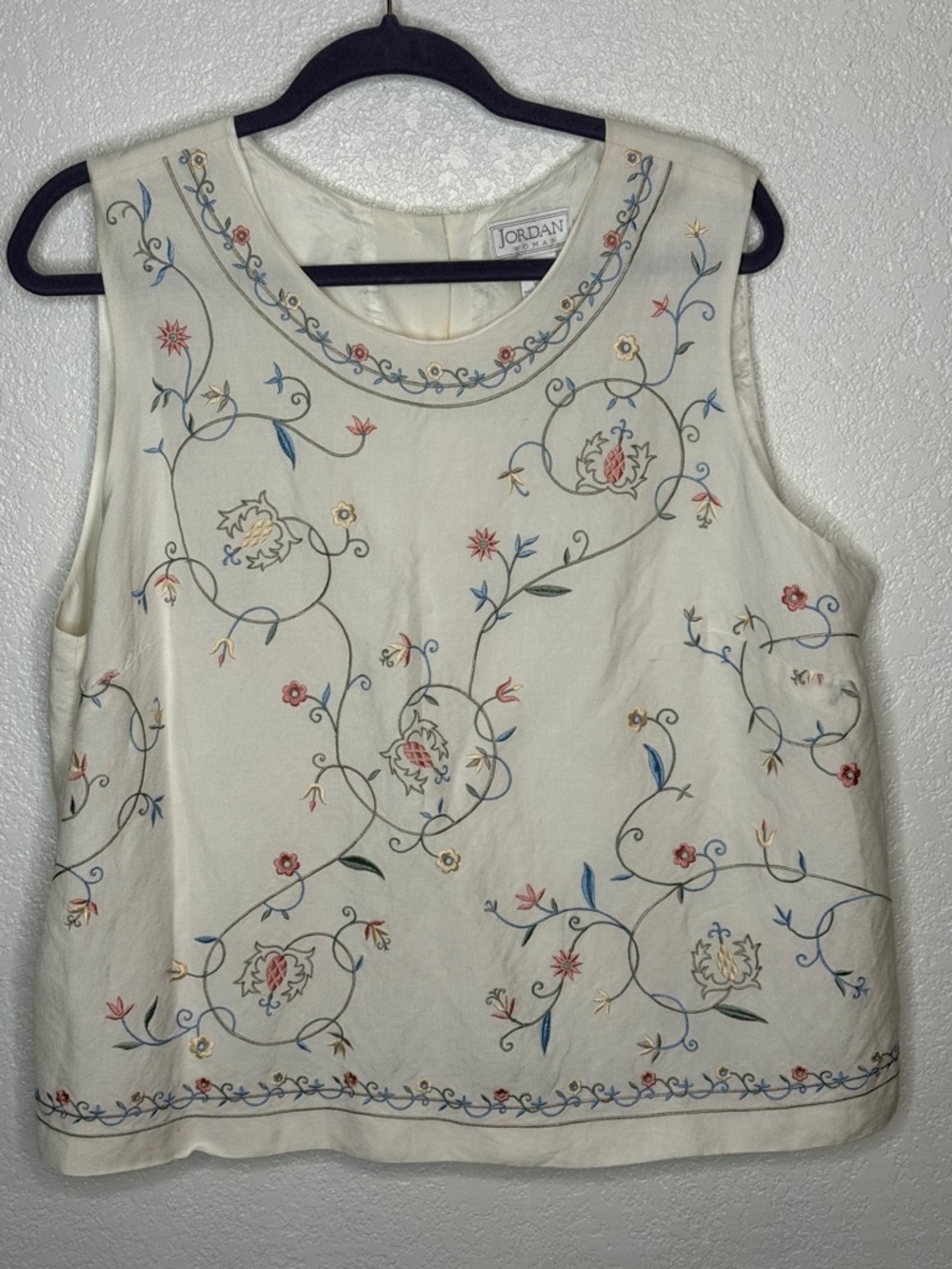 Vintage 90s Jordan Women White Embroidered Floral Button Back Top Size 20W